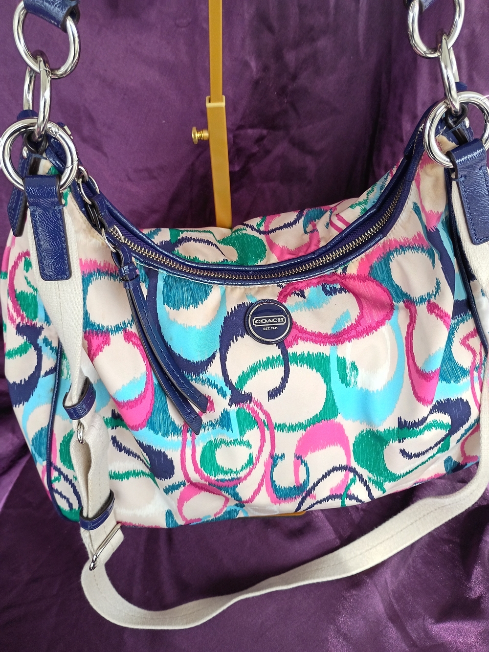 Coach Ikay Scribble Bag - Picture 2 of 16